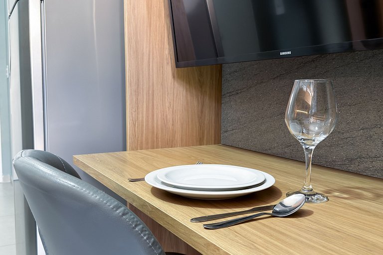 Studio Bela Vista | Varanda, Piscina e Vista