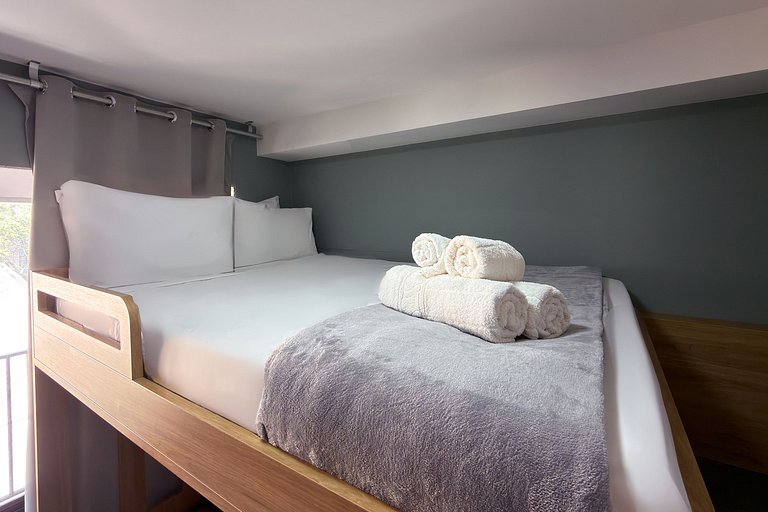 Studio Bela Vista | Varanda, Piscina e Vista