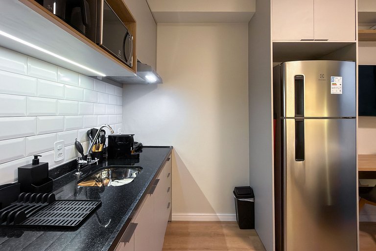 Studio Moderno para 4 em Vila Olímpia SP