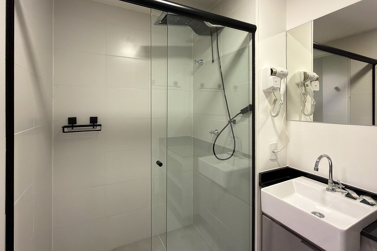 Studio Moderno para 4 em Vila Olímpia SP